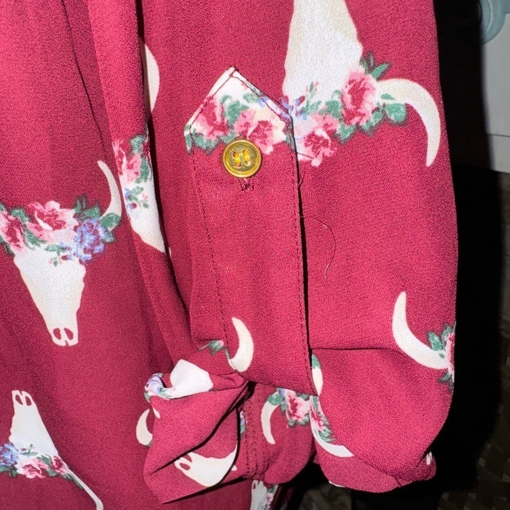 Wishful Park Floral Cattle Skull Motif Maroon Blouse Size XL WORN ONCE!🔥 - Picture 4 of 6